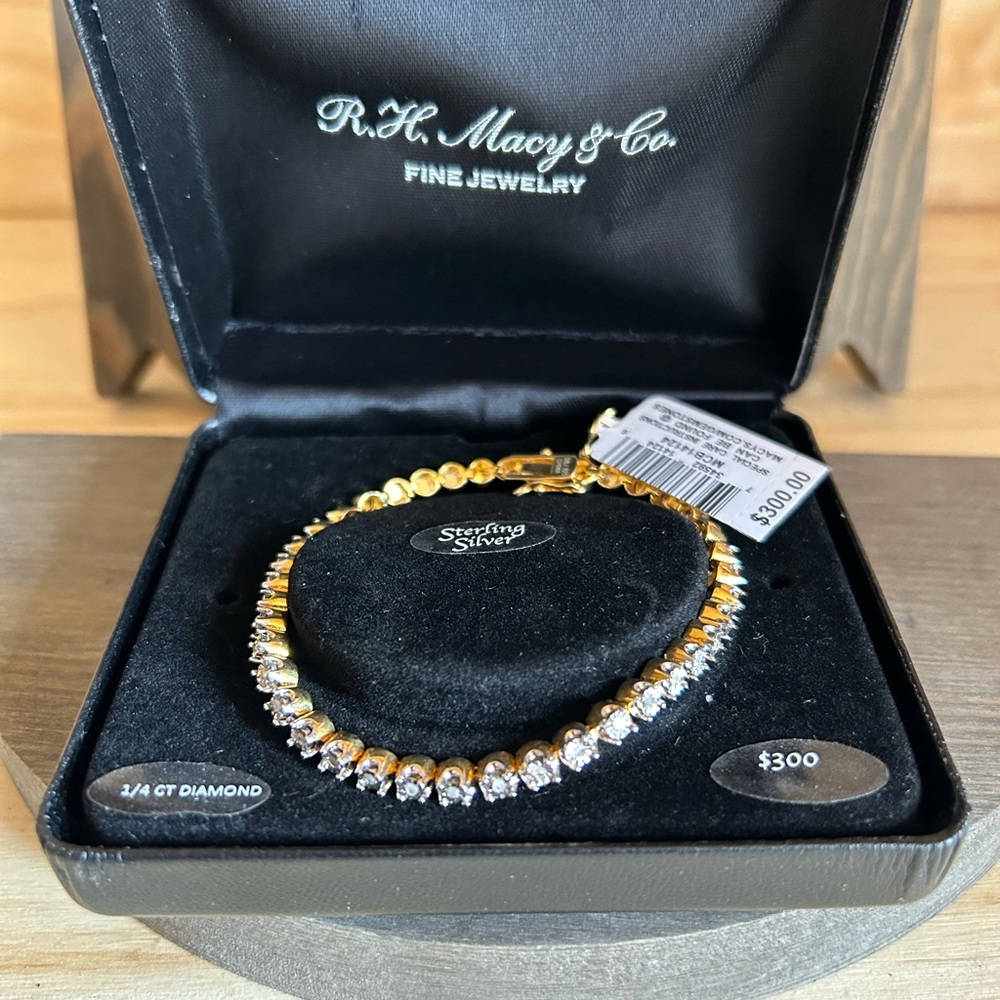 Sterling Silver w Gold Finish tennis bracelet 3/4 ct. Damage Read!!